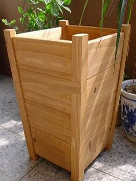 Beautiful wooden planter boxes - Hometone