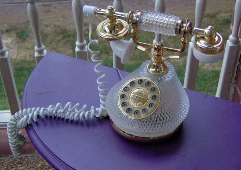 'Vintage 1980’s Princess GLASS telephone' with poise retro looks