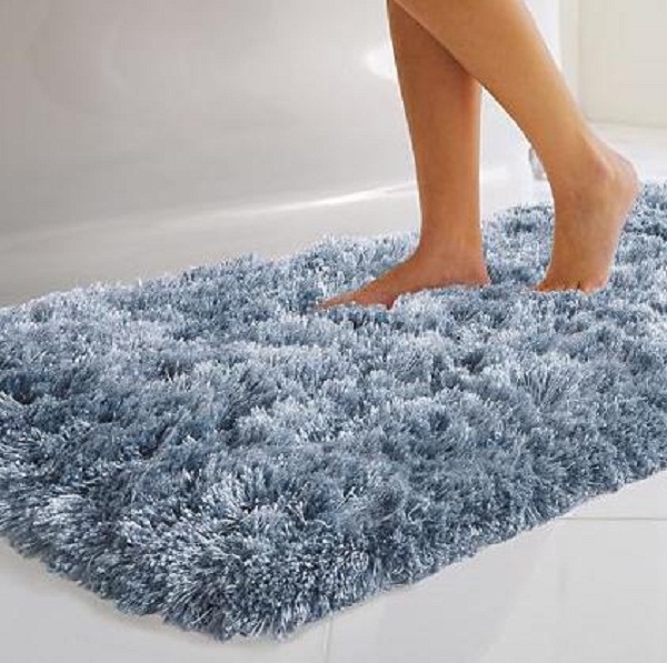 throw rug for your bathroom 