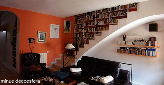 bookcase shelves staircase 1