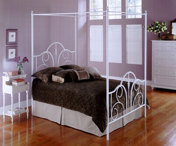 Contour White Canopy Bed