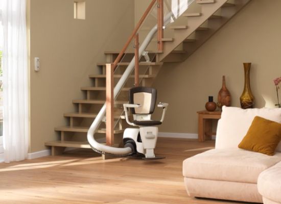 curved stair lift sinor by thyssenkrupp monolift 1