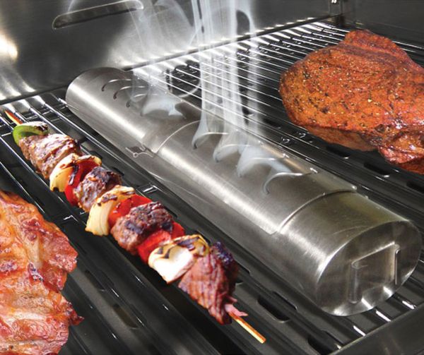 Flameless grill smoker to enhance the flavors