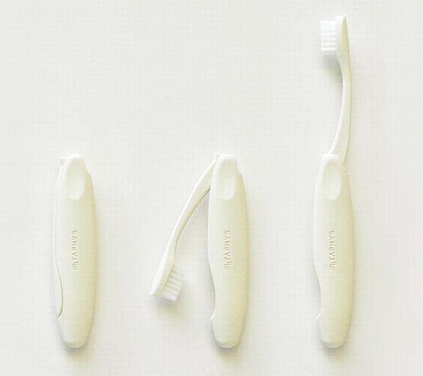 Folding Toothbrush