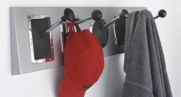 Gear-shift coat rack