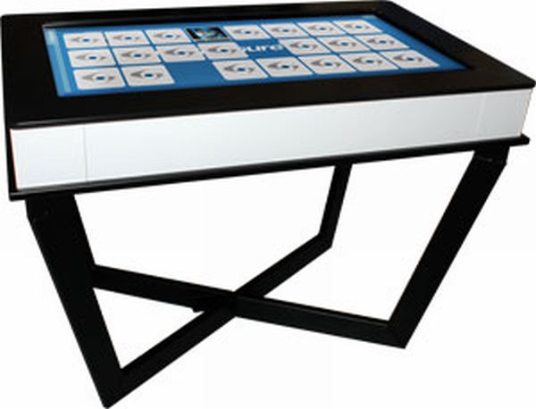 GestTable ™ 42” LCD Multi-Touch Table