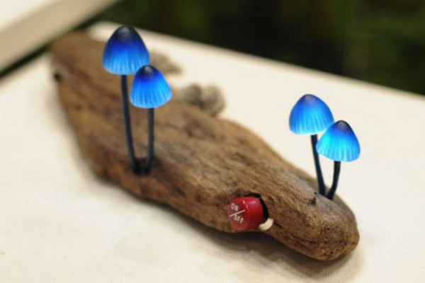 Great Mushrooming LED Lamp