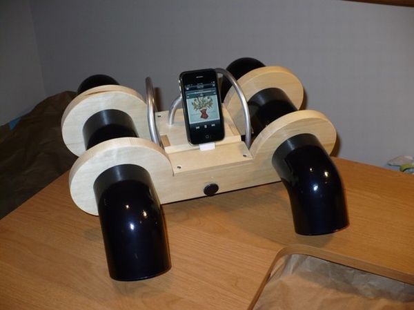 Hand-made iPhone/iPod dock
