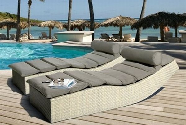 McCar Patio Lounge Bed