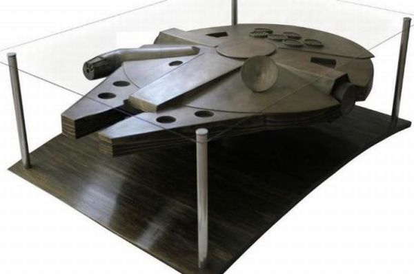 Millennium Falcon Table