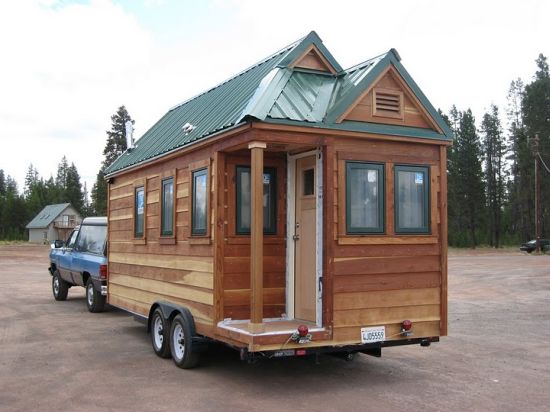 mini mobile cottage