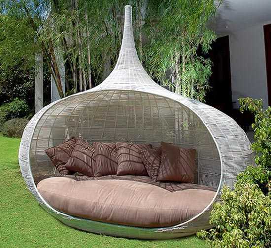 onion daybed