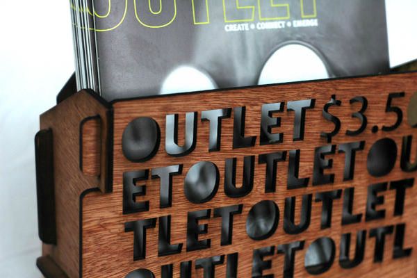 OUTLET magazine stand