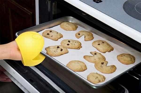 Pac-Man Oven Mitts