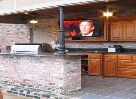 plasma tv and outdoor space1