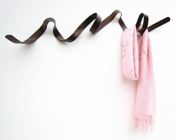 Ribbon coat rack