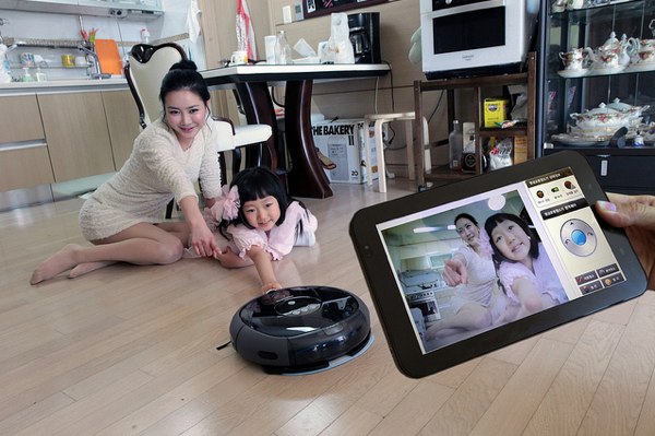 samsung tangoview vacuum surveillance camera