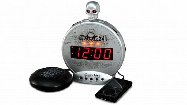 sonic alert boom skull 113db alarm clock 4pk6v 182