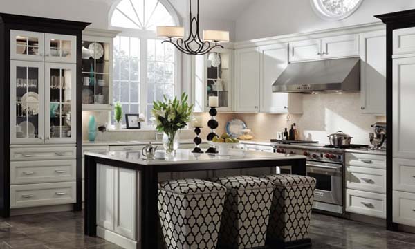 Trditional wood kitchen cabinets design