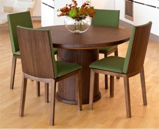 trendy expandable round dining table by skovby 2 5