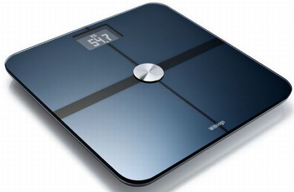 Wi-Fi-connected body scale