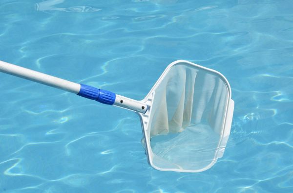 picker of the pool surface
