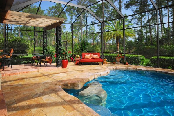 Bring Outdoor Oasis to Your Backyard_2