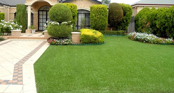 maintaining your artificial grass lawn 7