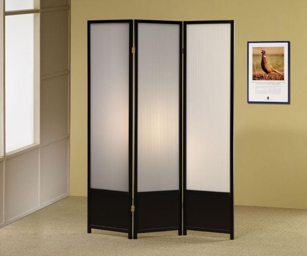 Folding screens