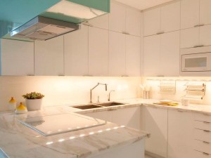 Quick ideas for installing LED lights underneath kitchen cabinets