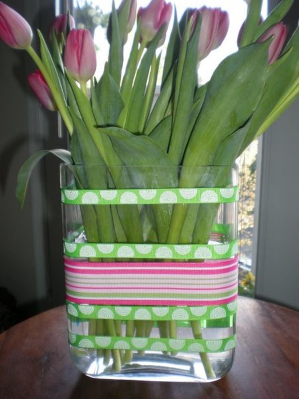 ribbon vase