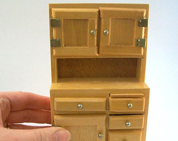 diy dollhouse kitchen cabinets