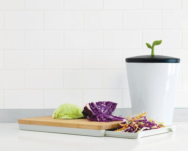Chef’n EcoCrock Counter Compost Bin  1