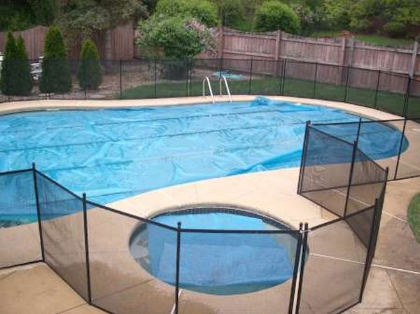 fencing around your pool (3)