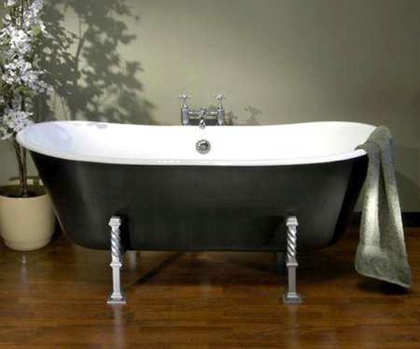 Cast iron bathtubs