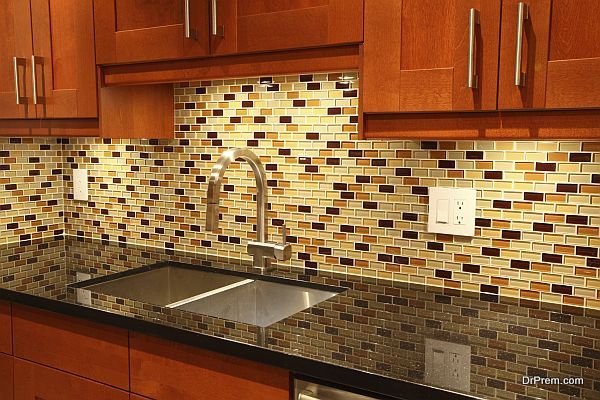 Glass tile kitchen backsplash