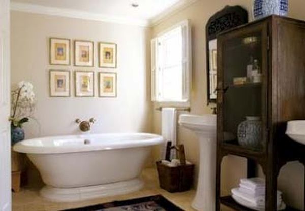 colonial style bathrooms (6)