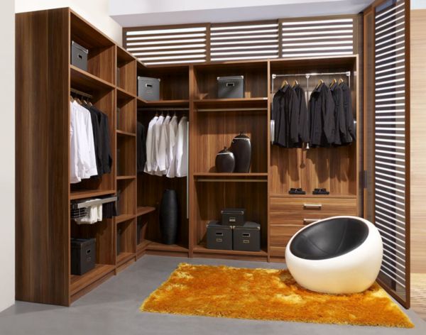 excellent closet (6)