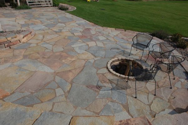 Flagstone patio (2)