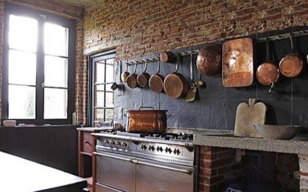 Kitchen brick walls