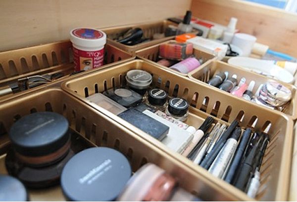 organizing the beauty products (1)