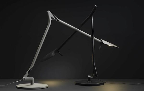 The ATO Desk Lamp  (1)