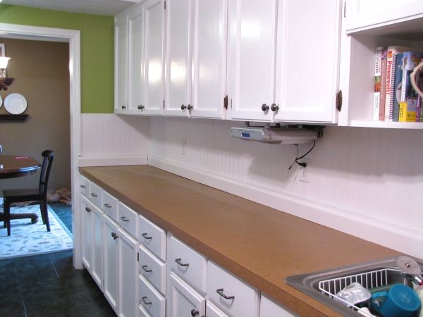 Beadboard backsplash