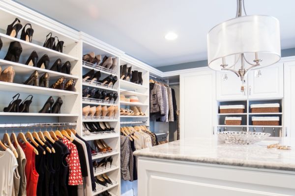 Walk-in Closet  (7)