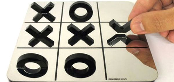 Mirror Tic Tac Toe