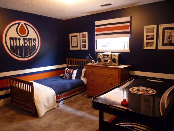 sports themed room