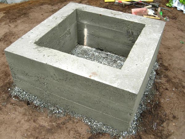 DIY concrete fire pit
