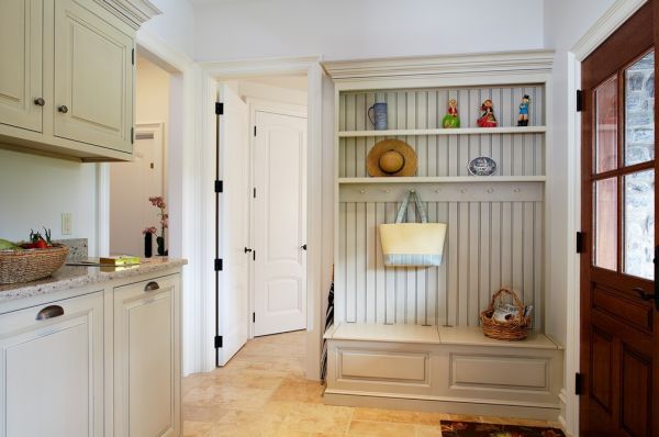 ideal mudroom (2)