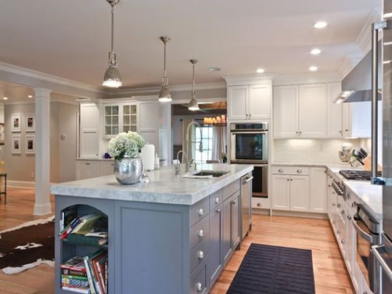 Getting Pendant Lighting Right For Your Kitchen Island