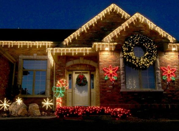 Innovative ways of arranging Christmas lights around your home